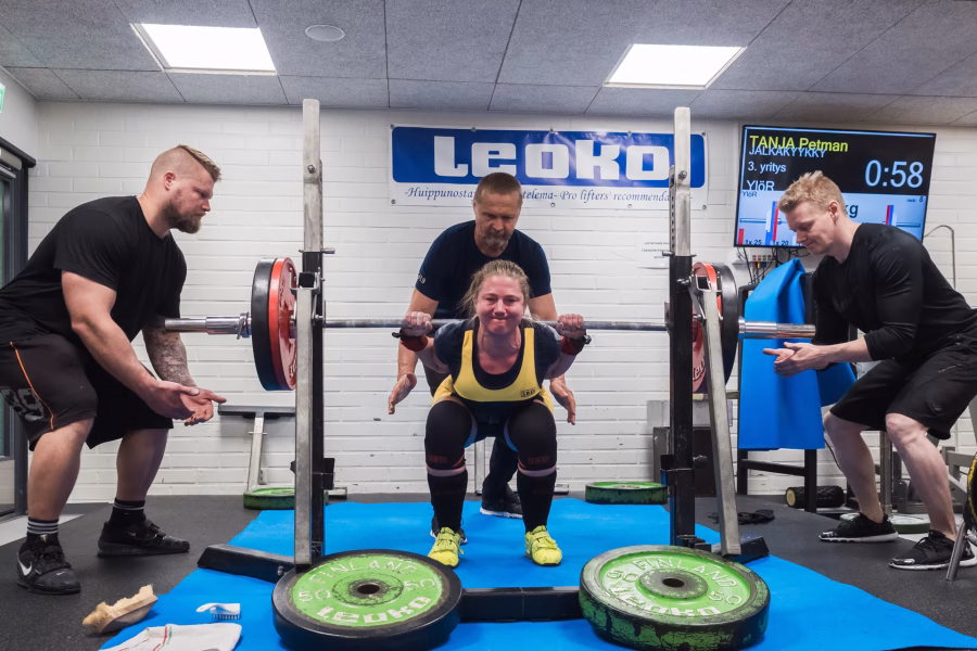 Voimaharjoittelu Ylöjärvi Tampere Nokia. Voimavalmennus, voimanostovalmennusYlöjärvi. Personal trainer Ylöjärvi. PT Tampere