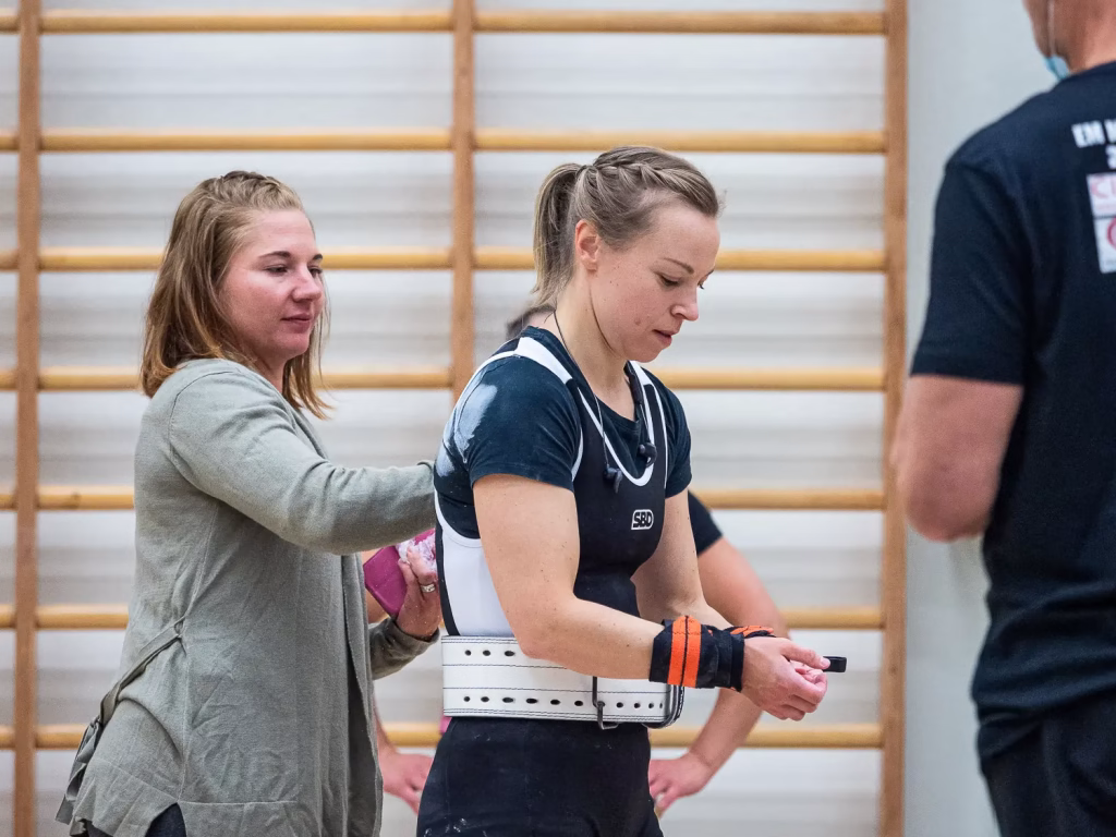 Voimavalmennus Ylöjärvi Tampere Nokia. Voimaharjoittelu, voimanostovalmennus. Personal trainer Ylöjärvi. PT Pirkanmaa